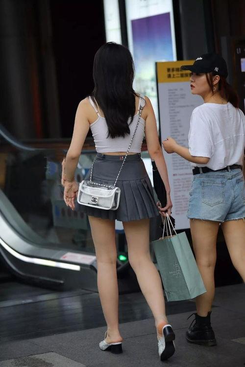 高挑白嫩女生在线视频,镜头下的青春魅力